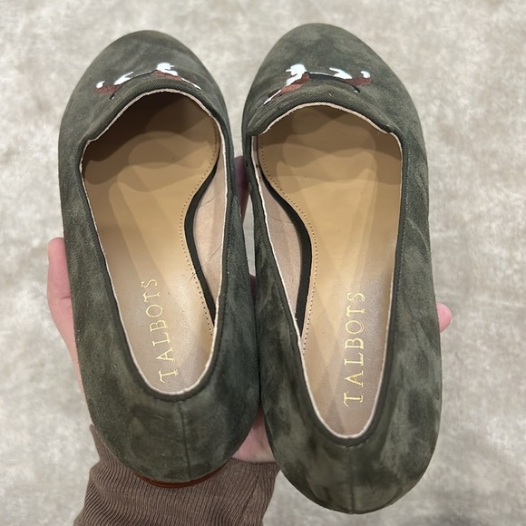 NWOT Talbots RYAN EMBROIDERED SUEDE LOAFERS/FLATS in olive size 7.5 - Picture 9 of 9